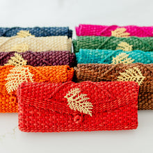 Load image into Gallery viewer, Clutch and Brooch
